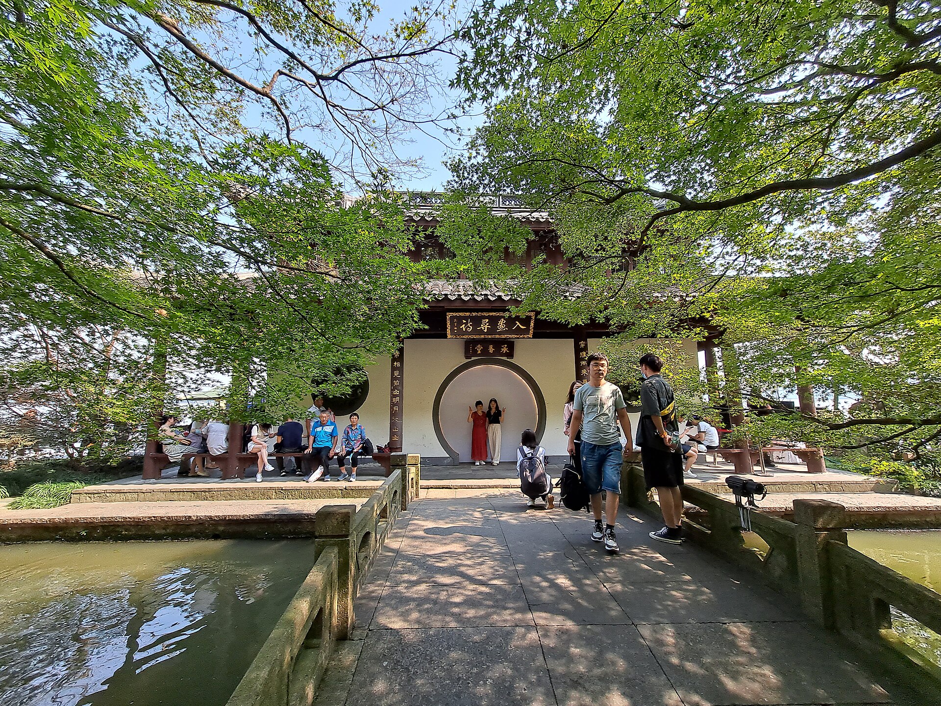 焦虑反复出现时,怎样建立一套真正能执行的恢复计划?相关的心理健康科普配图