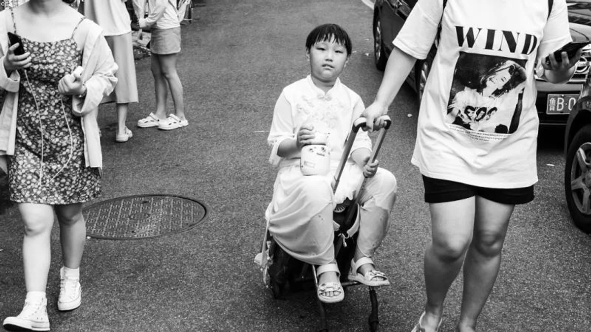 周末突发全家出游:慌乱中如何建立应急心理秩序相关心理健康场景