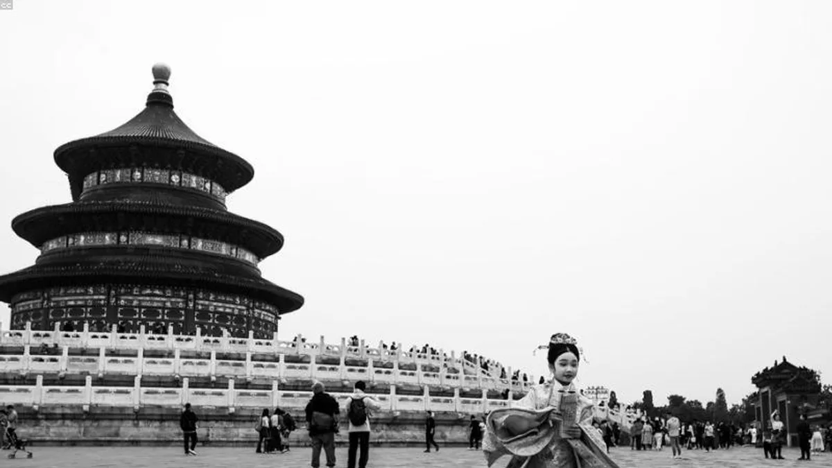 吃饭时手机一响就手痒?重建餐桌专注的温和路径相关心理健康场景